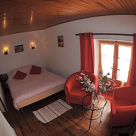 Frühstückspension De La Providence 3*