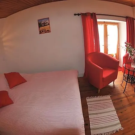 Frühstückspension De La Providence 3*